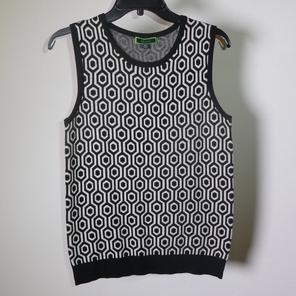 Wonder Vest – Black & White Geo Pattern – Size XS